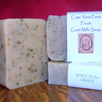 White Tea & Ginger w/ Green Tea Leaves